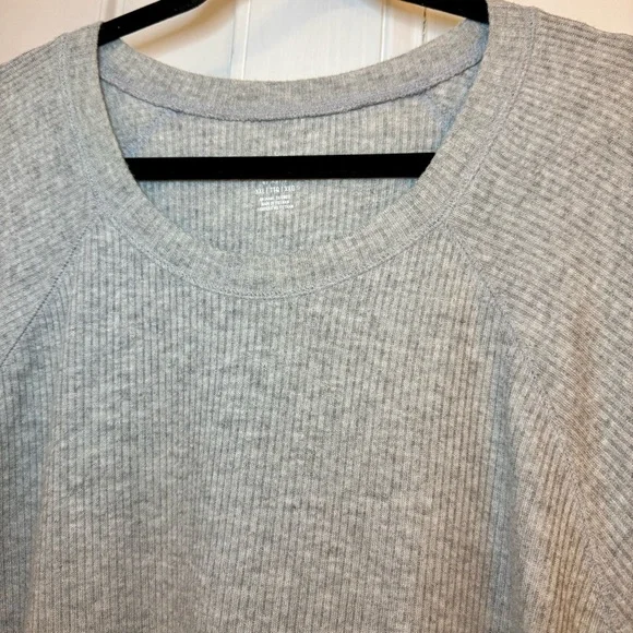 OFFLINE by Aerie Thumbs Up Ribbed Raglan Top - Heather Gray - Picture 3 of 7